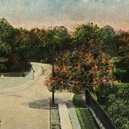 Entrance to Bronx Park from...