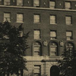 Susan Devin Residence, Bron...