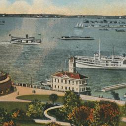Aquarium in Battery Park an...