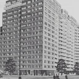 300 E. 71 Street, M 2-17
