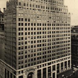 The Paramount Broadway Buil...