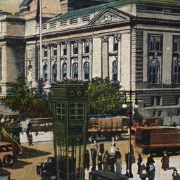 5th Ave. at 42nd St., Showi...