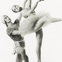 Rudolf Nureyev with Merle P...