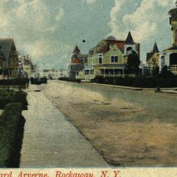Boulevard Looking Toward Ar...
