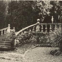 Page No. 076 - Lucca, Villa...