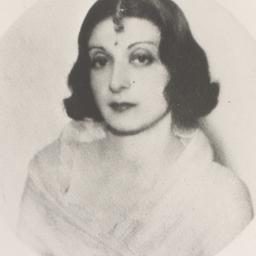 Li Gotami in white sari (st...