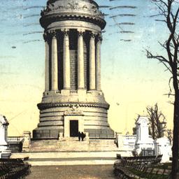 Riverside Park; Soldiers an...