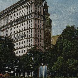 Union Square and Bank of th...