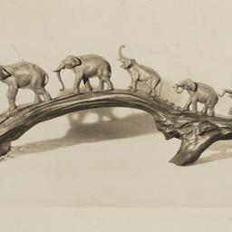 Luna Park: Elephant Carving