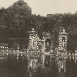 Page No. 080 - Lucca, Villa...