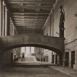 Page No. 008 - [33rd Street...