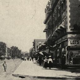 Flatbush Ave, Looking North...