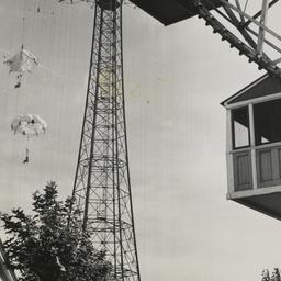 Steeplechase Park: Parachut...