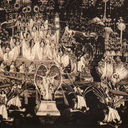 Scene of the Golden Fountai...