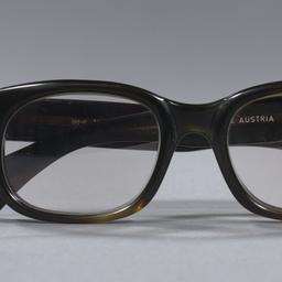 Black glasses owned by Tenn...