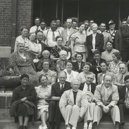 Group in front of Kingsbury...