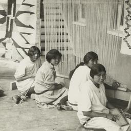 Girls Weaving Navajo Rugs a...