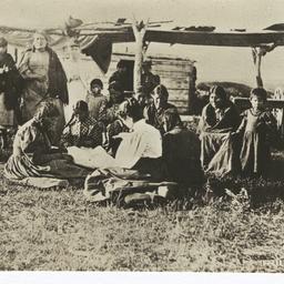 Group of Native American Wo...