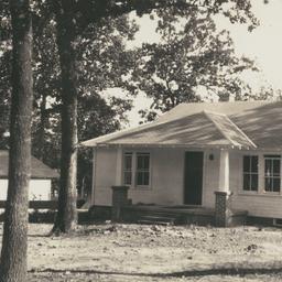 Employee Quarters, Choctaw-...