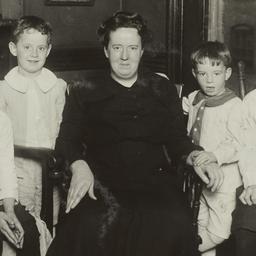 Tenement Families
