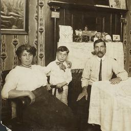 Tenement Families