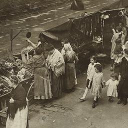 Pushcart Market