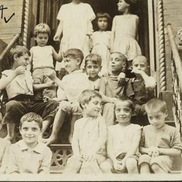 Children on Stoop