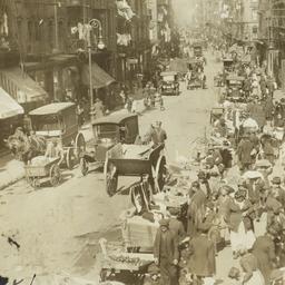 Looking North on Mott Stree...