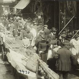 Fruit Stands on Mulberry St...