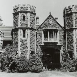 Ward Manor Gate Lodge