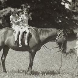 Children with Horse
