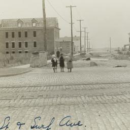 Surf Avenue Looking North