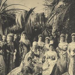 Grand Duchesses with the Pages
