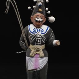 Male Peking Opera Figurine ...